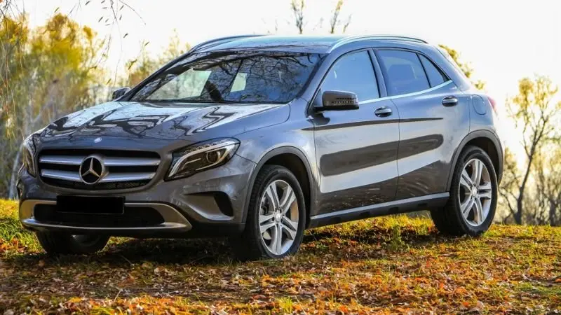 Ảnh xe Mercedes-Benz GLA 200 mới nhất 9