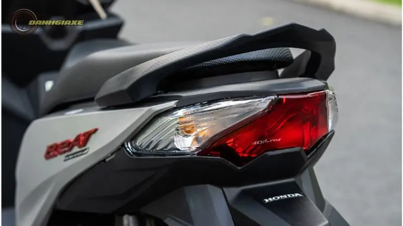 Honda Beat đèn hậu