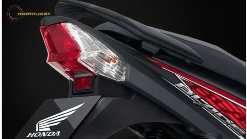 Đèn hậu của Honda Blade 110