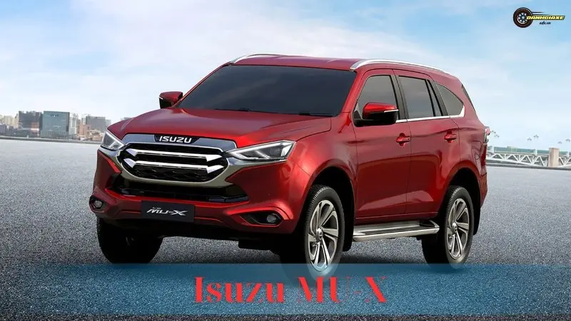 Đánh giá chi tiết Isuzu MU-X kèm bảng giá xe và TSKT