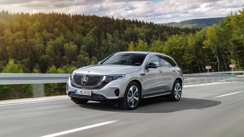 Ảnh ngoại thất Mercedes-Benz EQC 1