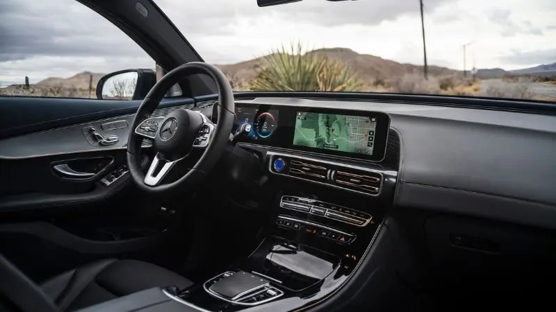 Ảnh nội thất Mercedes-Benz EQC 2