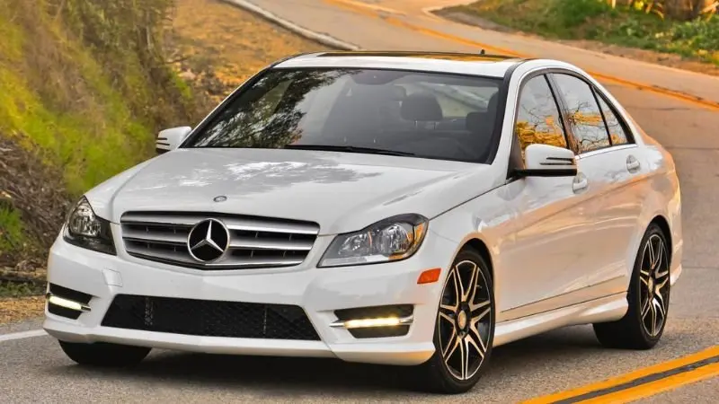 Ảnh xe Mercedes-Benz C-Class HD 17