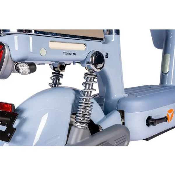 Đánh giá Yadea i8 2024 2