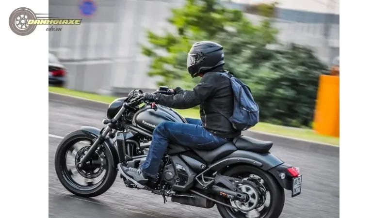 Kawasaki Vulcan S - Đánh giá chi tiết và giá bán mới nhất