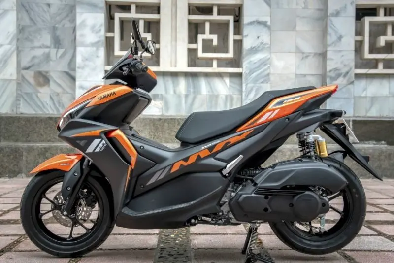 Ảnh xe Yamaha NVX ấn tượng 36