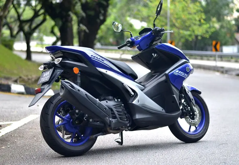 Ảnh xe Yamaha NVX cực ngầu 16