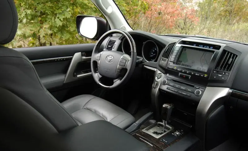 Hình ảnh xe Land Cruiser Prado độc quyền 7