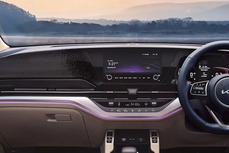 Hình ảnh nội thất xe Kia Carens đẹp mắt 9