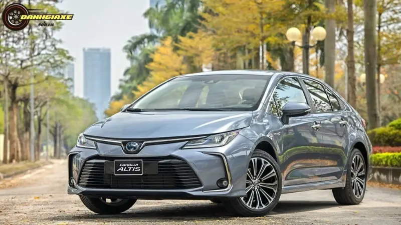 Kho tàng 200+ ảnh xe Corolla Altis 1.8V đẹp từ mọi góc nhìn