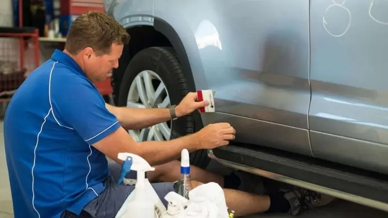 6 cách khắc phục vết lõm trên ô tô