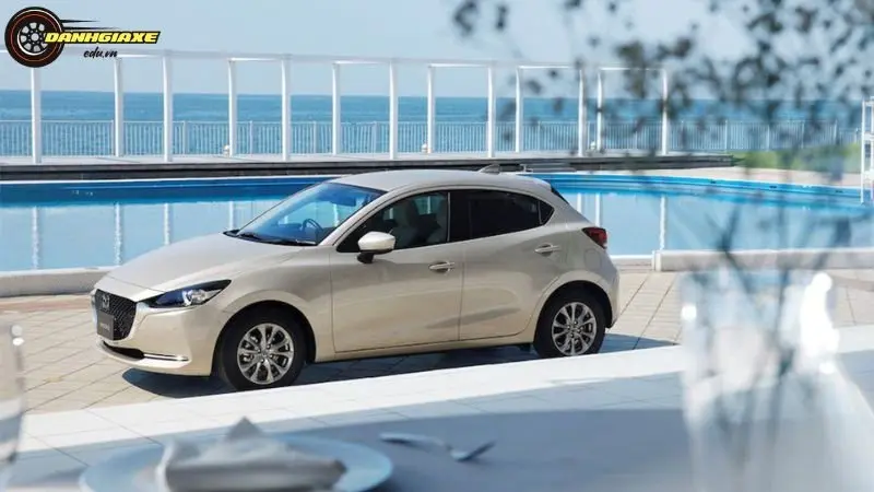 Tải miễn phí 200+ ảnh xe Mazda 2 Hatchback chất lượng cao 