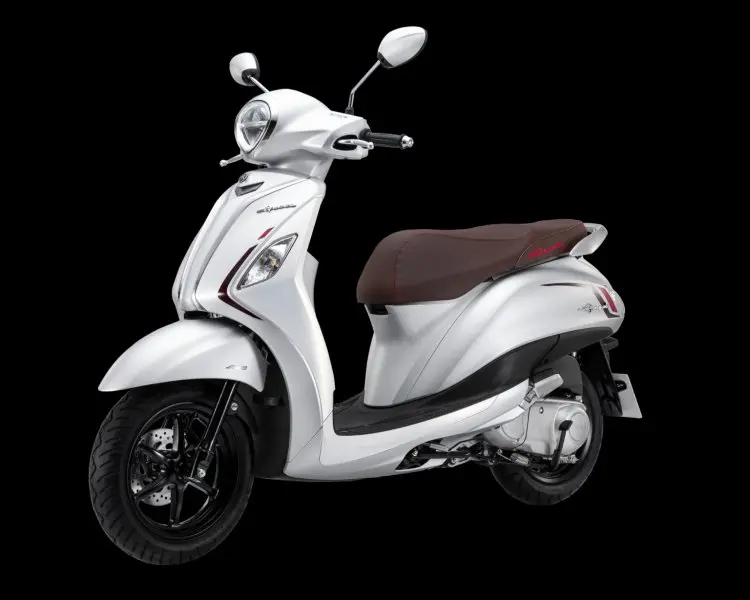 Ảnh xe máy Yamaha Grande ấn tượng 3