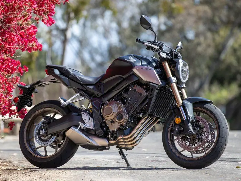 Honda CBR650R 19