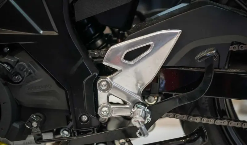 Ảnh chi tiết xe Suzuki GSX 150 Bandit 14 Ảnh chi tiết xe Suzuki GSX 150 Bandit 14