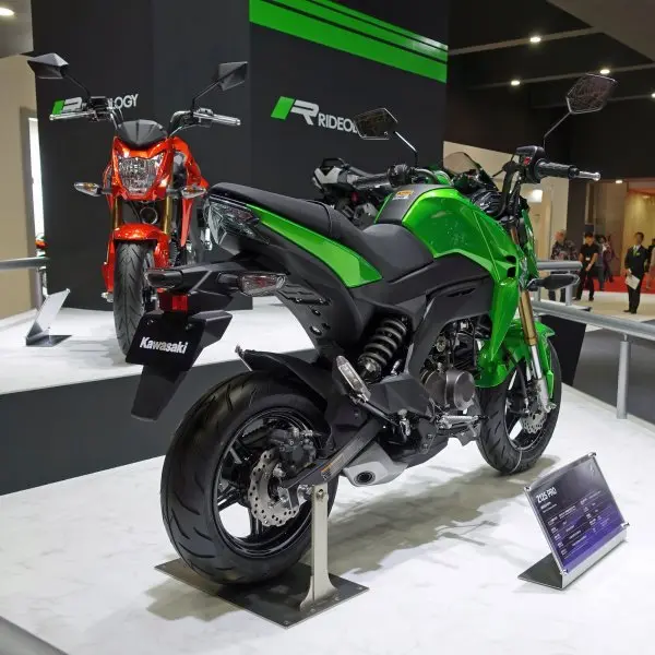 Kawasaki Z125 PRO 40