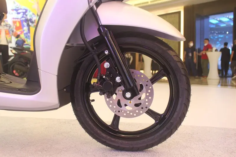 Ảnh chi tiết xe máy Yamaha Janus 13