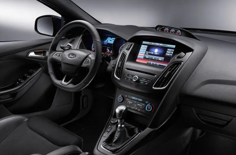 Bộ ảnh Ford Focus hatchback chất lượng cao 3