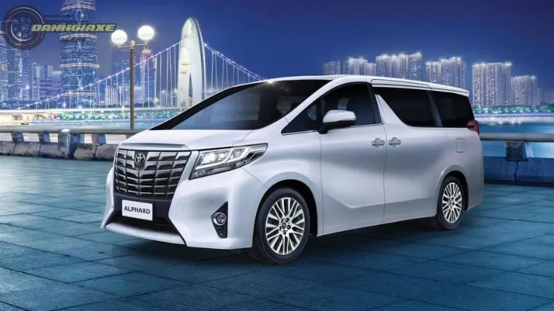 Đánh giá xe Toyota Alphard chi tiết từ A đến Z