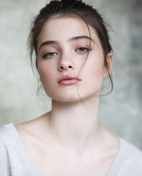 Bạn gái nga là hiện thân vẻ đẹp tinh khôi