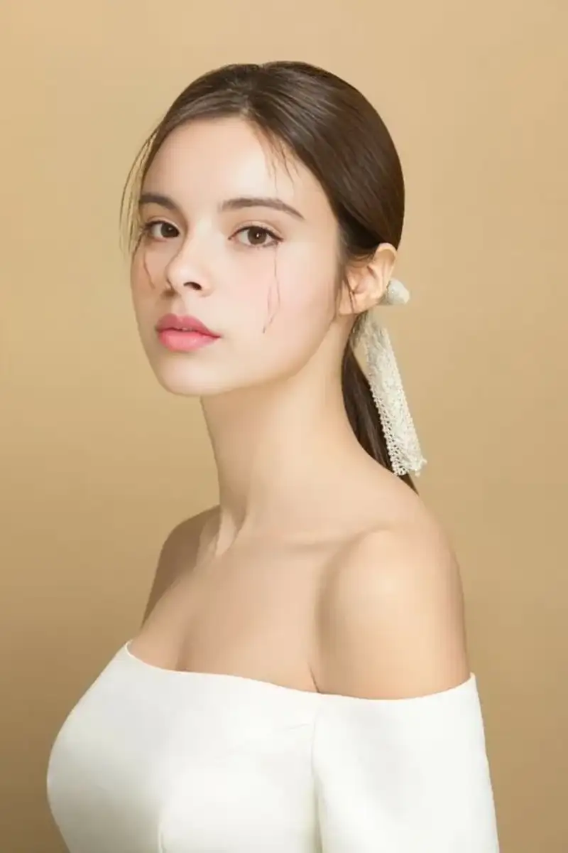 Gái mỹ đẹp nhất mang vẻ quyến rũ đặc biệt