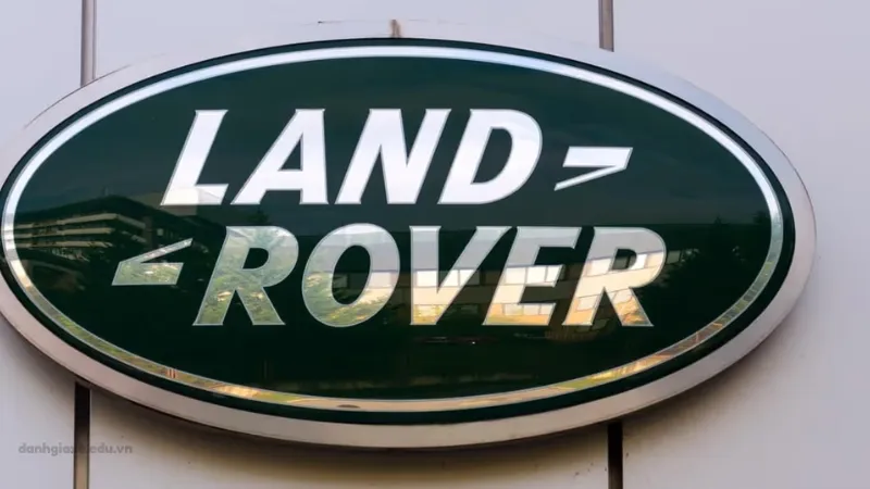 Cập nhật bảng giá xe ô tô Land Rover tháng 1/2025 chi tiết