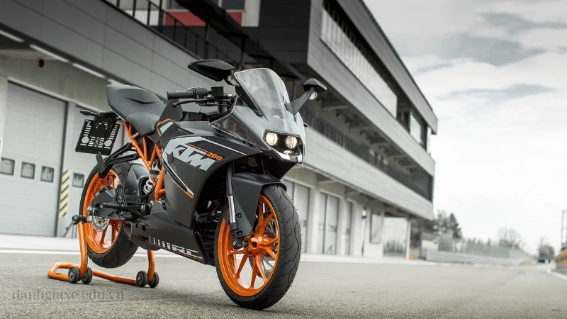 Bảng giá xe máy KTM tháng 1/2025 - Cập nhật giá mới nhất