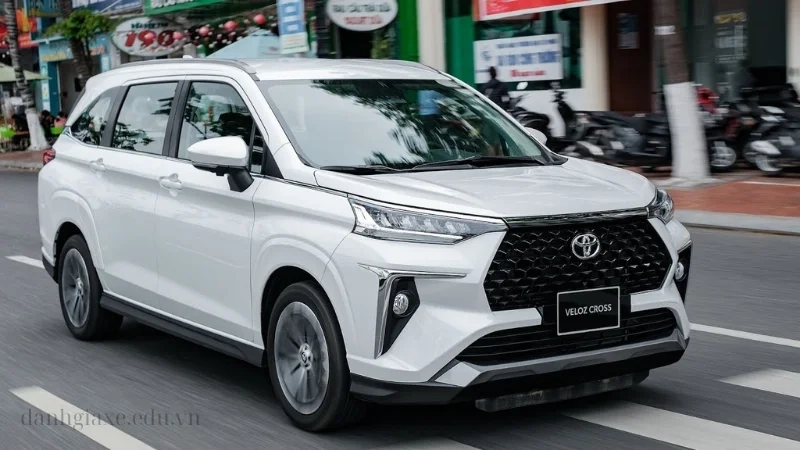 Hyundai Creta có cửa sổ trời không, tiện nghi cao cấp