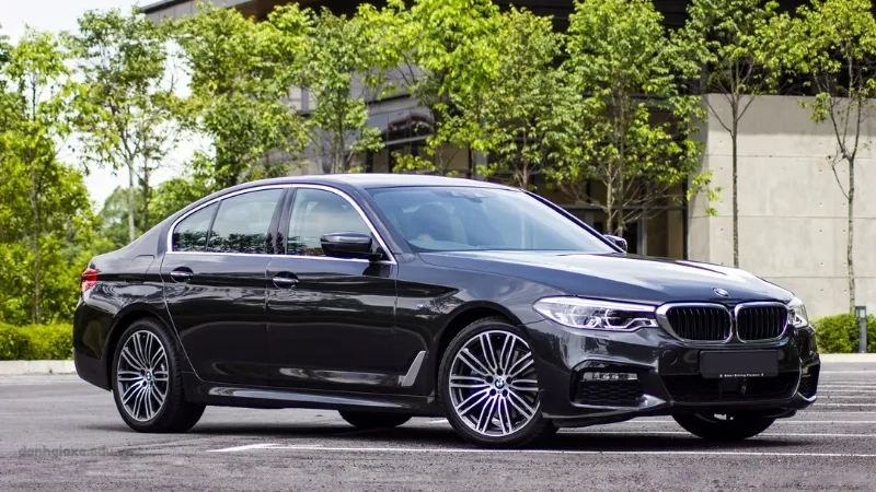 Bảng giá xe BMW 530i