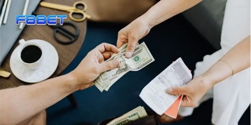 Sau khi yêu cầu, tiền sẽ được chuyển ngay vào tài khoản của bạn.