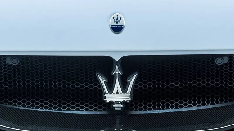 Tổng quan về thương hiệu xe Maserati