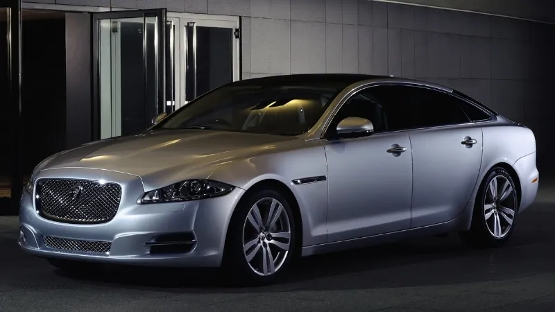 Bảng giá xe Jaguar XJL