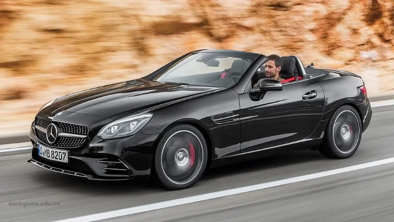 Bảng giá xe Mercedes AMG SLC 43