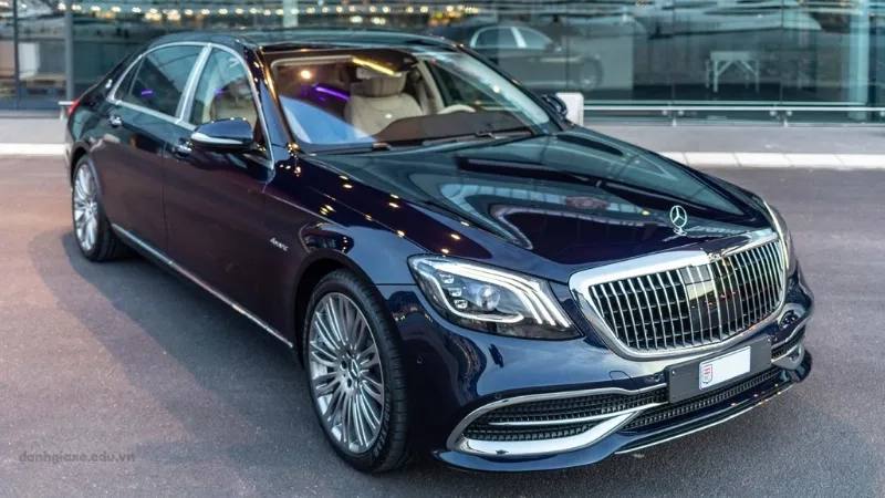 Bảng giá xe Mercedes Maybach S560