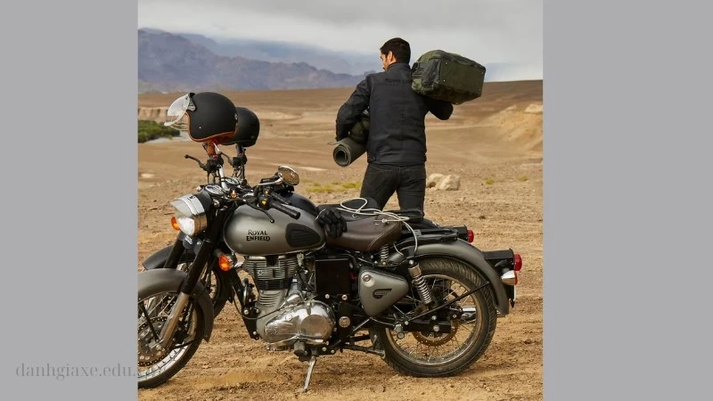 Bảng giá xe máy Royal Enfield tháng 2/2025 mới nhất hôm nay