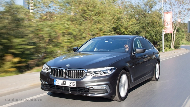 Bảng giá xe BMW 520i