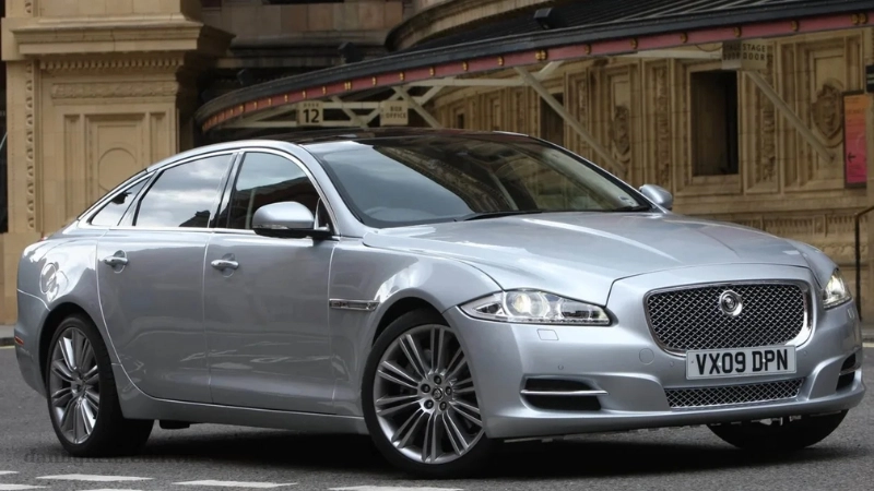 Bảng giá xe Jaguar XJL