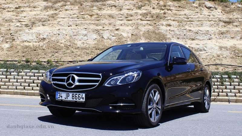 Bảng giá xe Mercedes E180