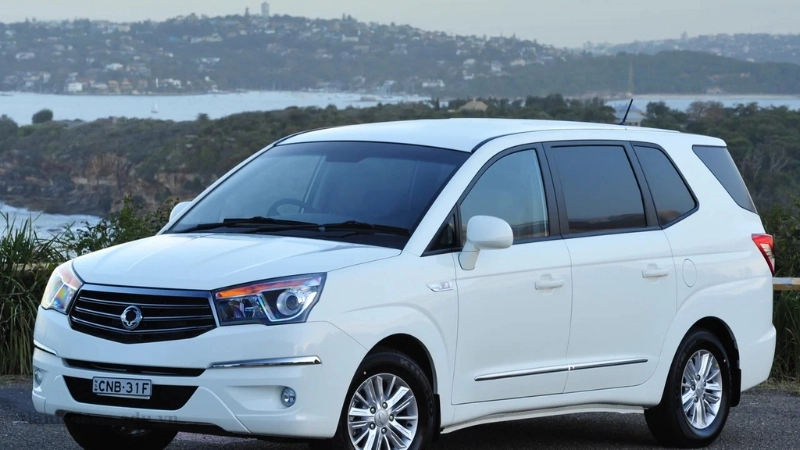 Bảng giá xe Ssangyong Stavic