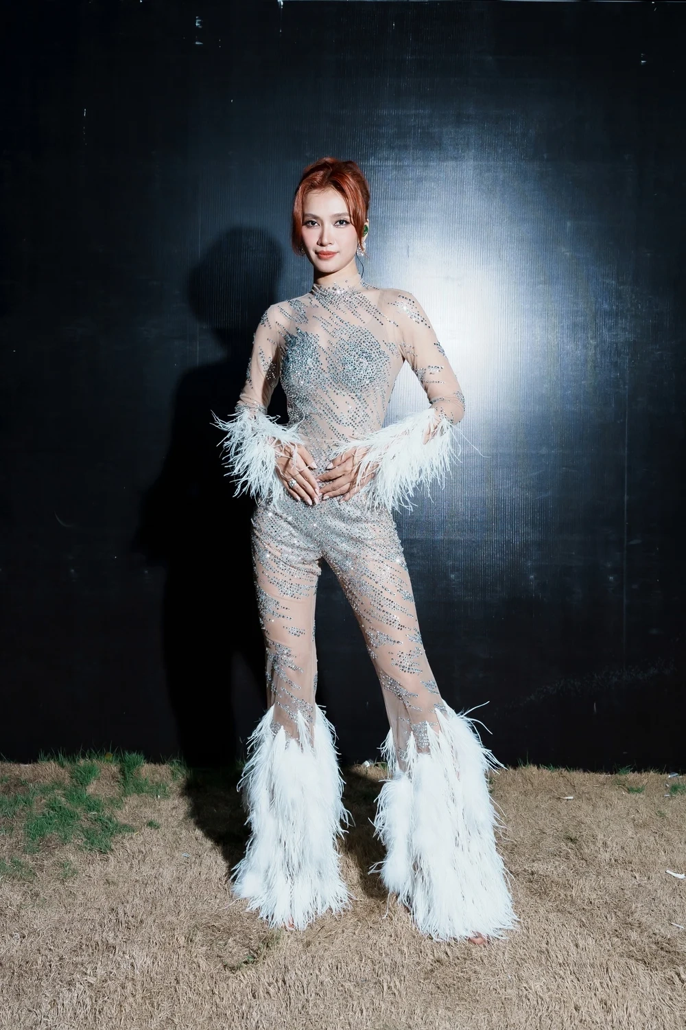 Cùng hát theo bản hit Cô Dâu Ái Phương karaoke