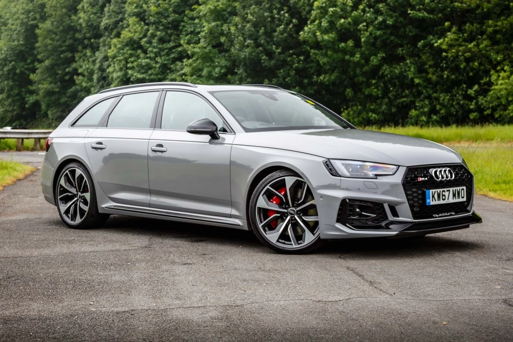 Bảng giá xe Audi RS4
