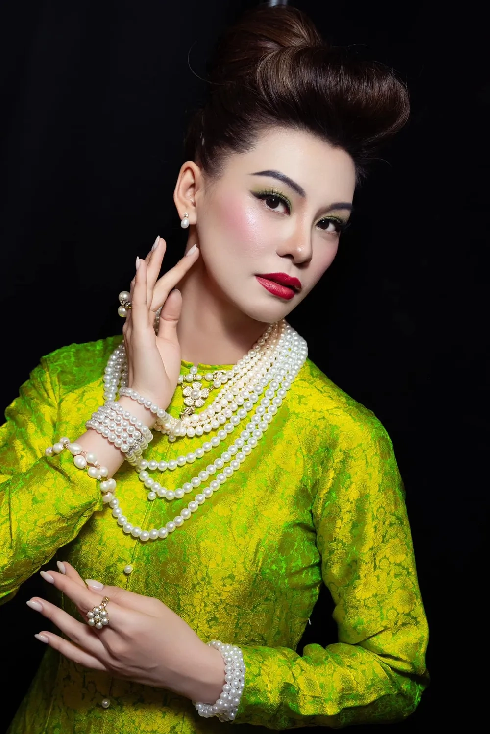 Người hâm mộ thắc mắc ca sĩ Bùi Lan Hương sinh năm bao nhiêu