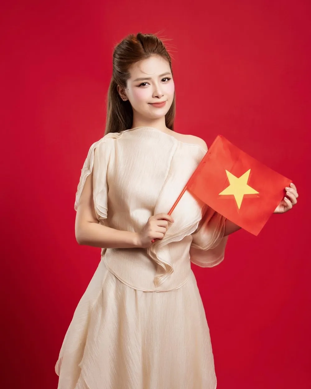 Một sự tò mò thú vị Dương Hoàng Yến cao mét bao nhiêu