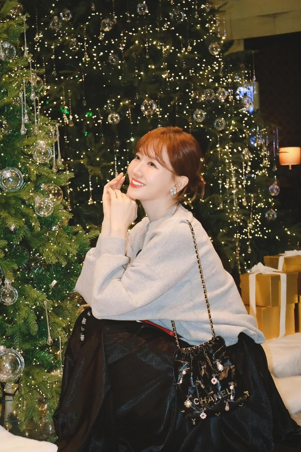 Hé lộ thông tin thật sự Hari Won sinh năm