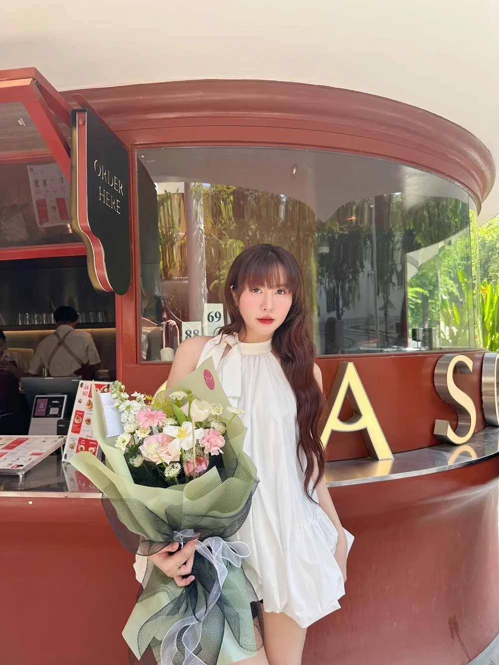 Hồ sơ đầy đủ trên Ngân Sát Thủ wiki