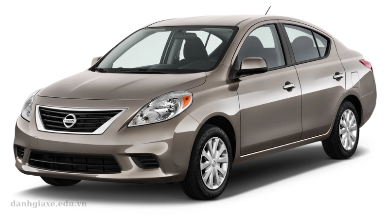 Bảng giá xe Nissan Versa