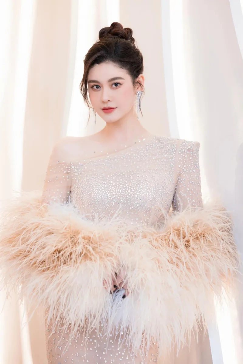 Nhiều người vẫn hỏi Trương Quỳnh Anh là ai