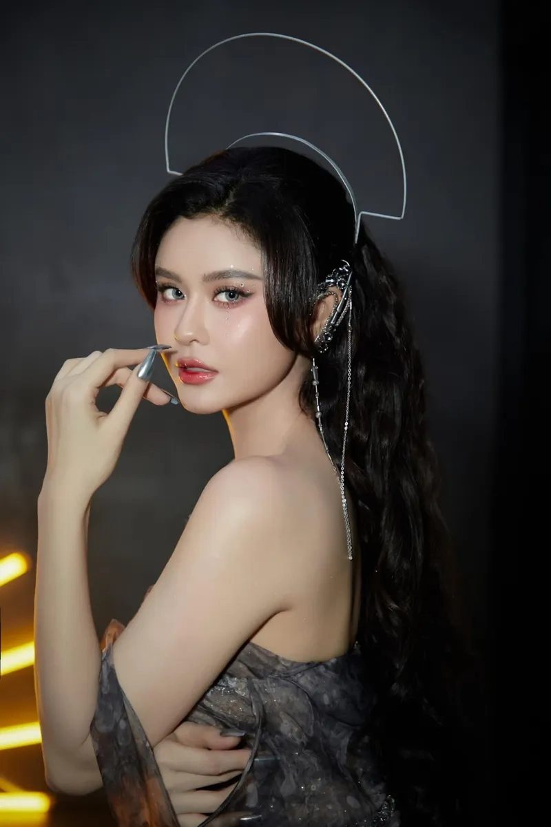 Tin đồn gây tranh cãi Trương Quỳnh Anh ngoại tình