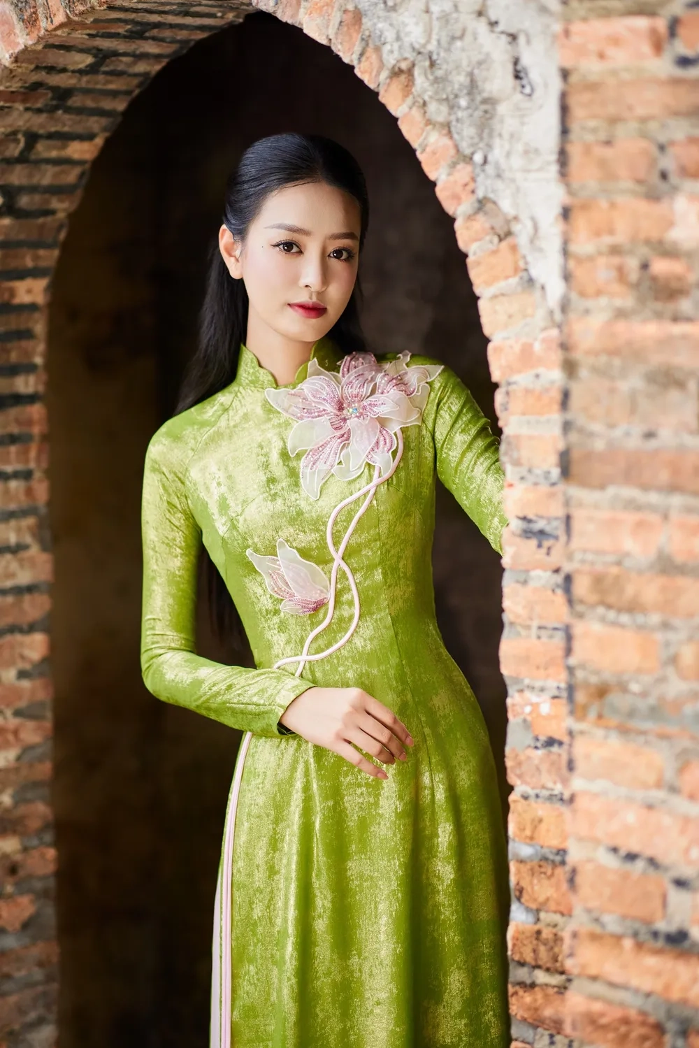 Bạn có biết thật ra Bùi Khánh Linh là ai không