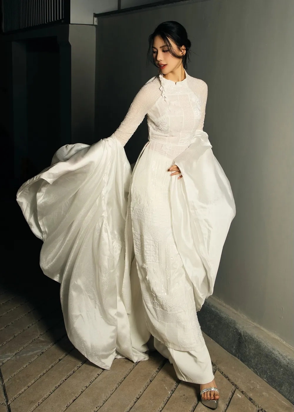 Dậy sóng vì tin đồn Bùi Quỳnh Hoa mua giải